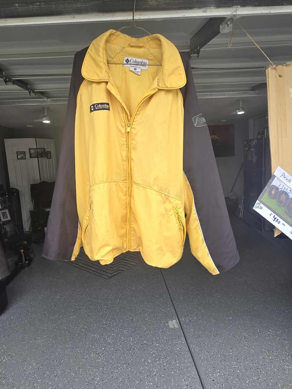 Columbia Men’s Yellow Jacket with Brown Sleeves